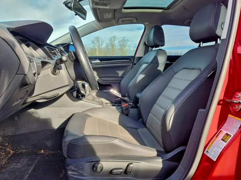 2015 VOLKSWAGEN GOLF   