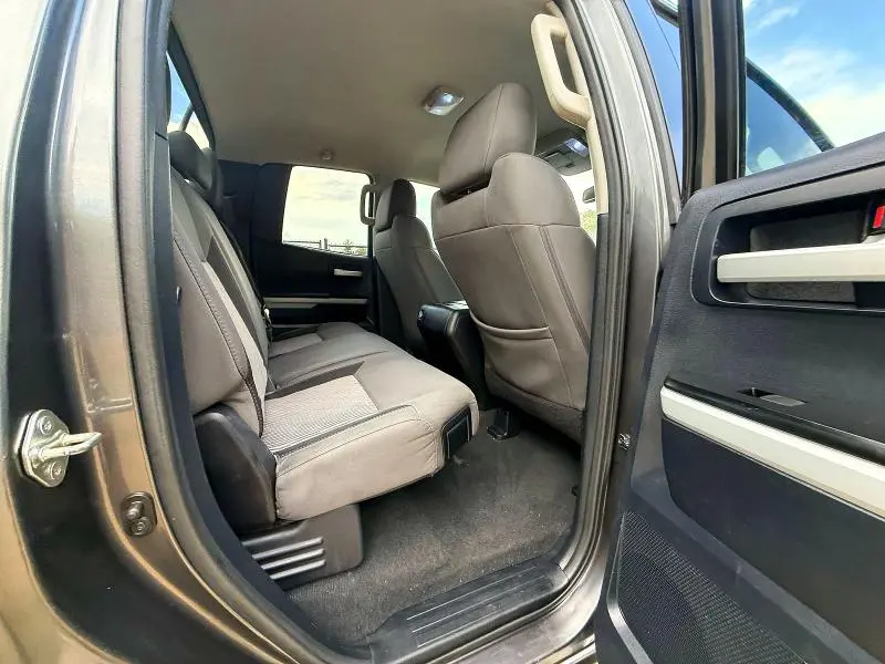 2014 TOYOTA TUNDRA SR5  