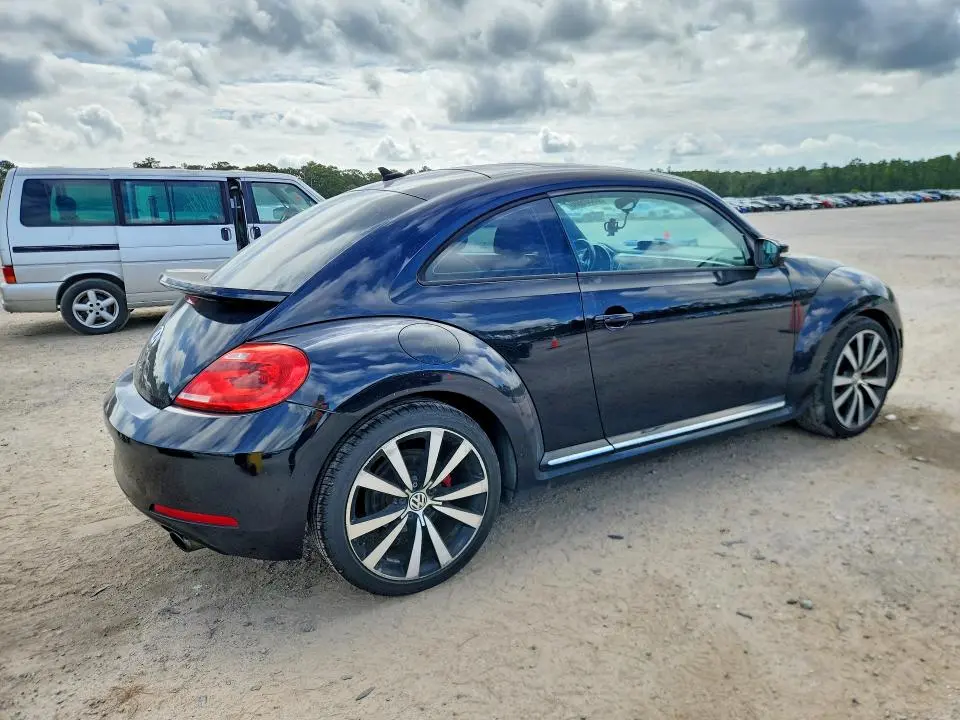 2012 VOLKSWAGEN BEETLE TURBO  