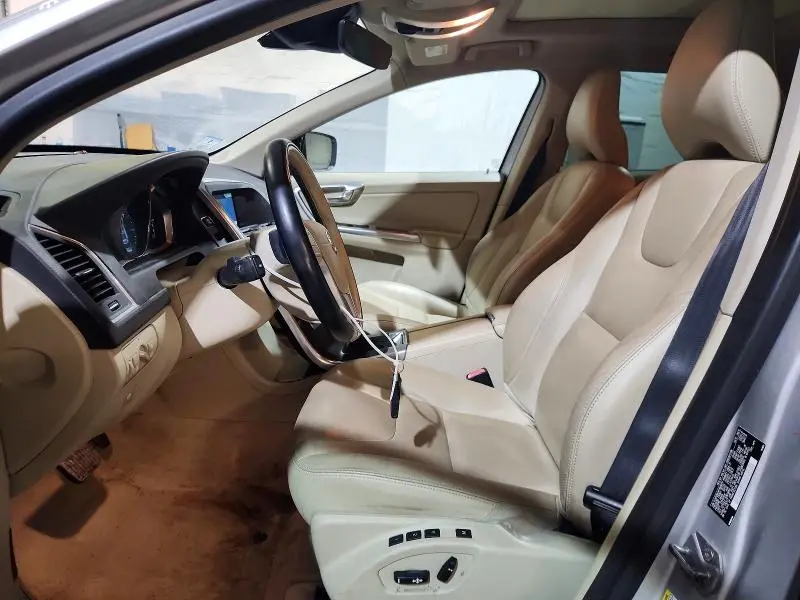2015 VOLVO XC60 T5 PREMIER  