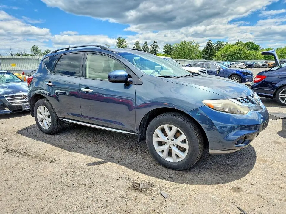 2013 NISSAN MURANO S  