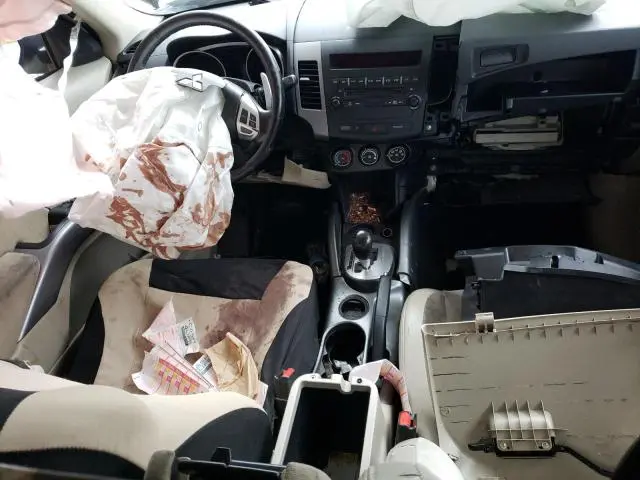 2012 MITSUBISHI OUTLANDER SE  