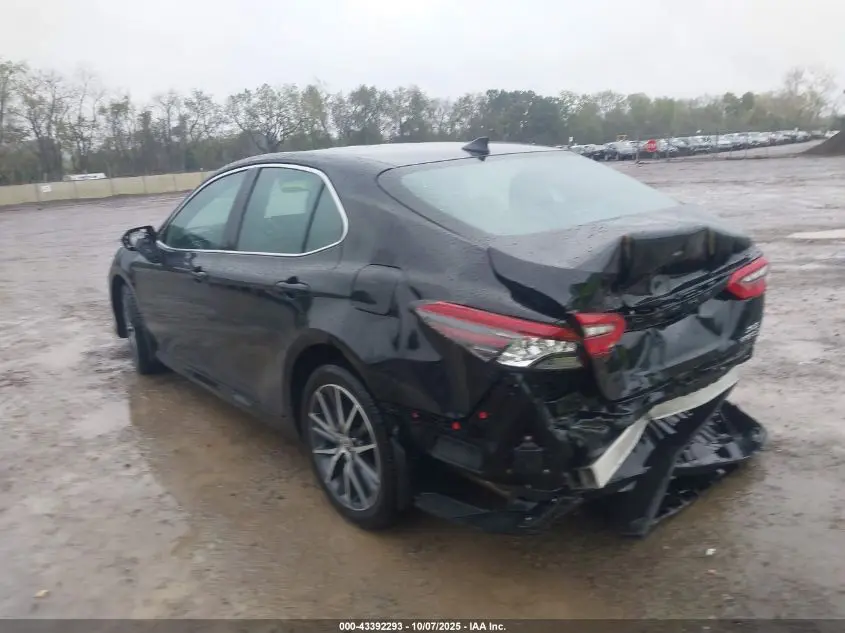 2023 TOYOTA CAMRY XLE HYBRID