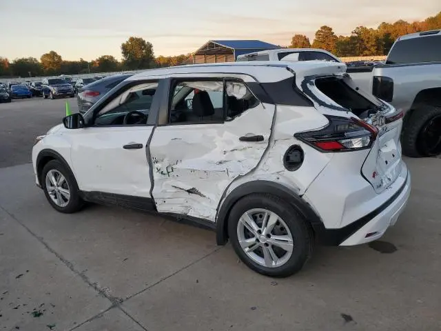 2024 NISSAN KICKS S  