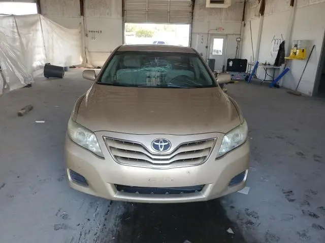 2011 TOYOTA CAMRY BASE  