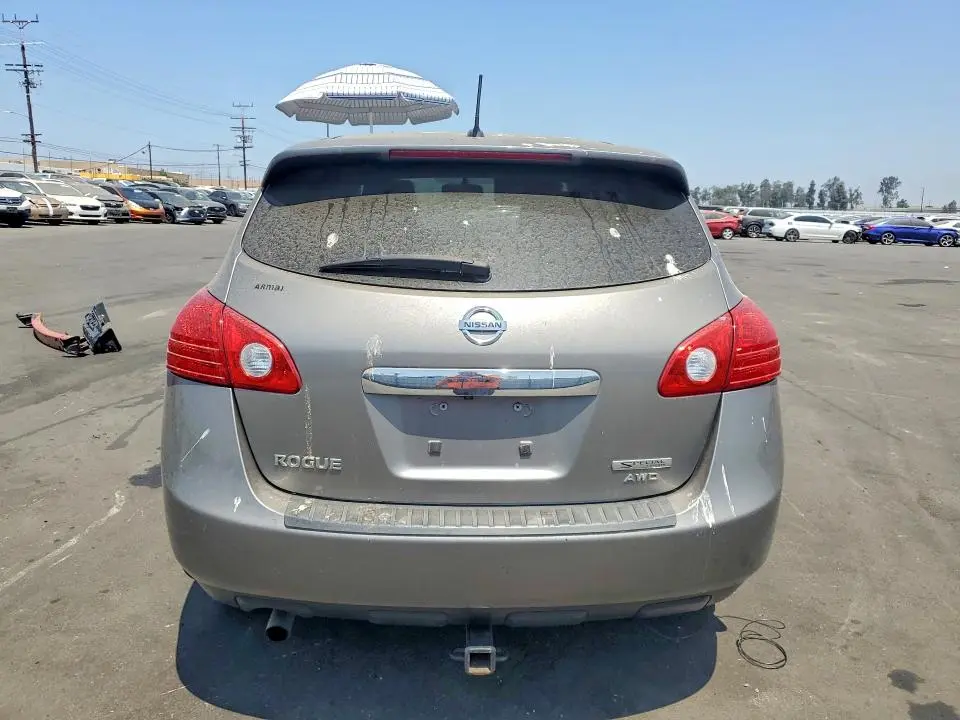 2012 NISSAN ROGUE S  