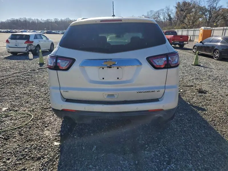 2013 CHEVROLET TRAVERSE LT  