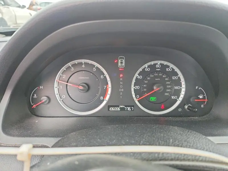 2011 HONDA ACCORD SE  