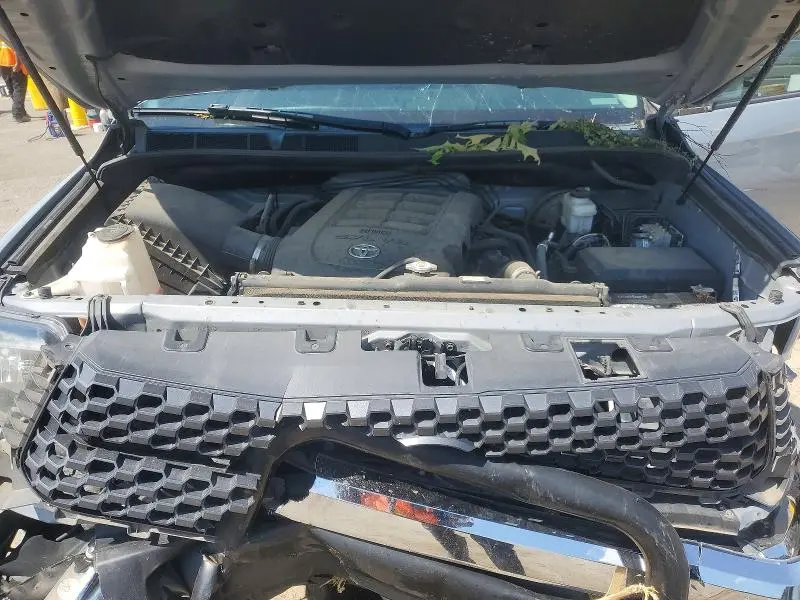 2020 TOYOTA TUNDRA CREWMAX SR5  