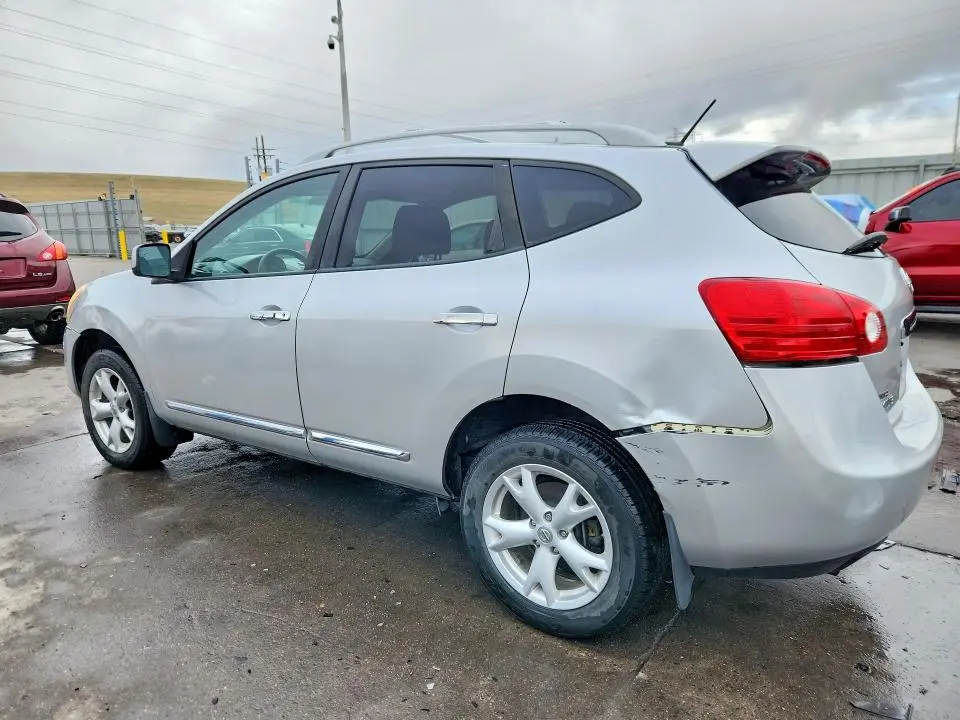 2011 NISSAN ROGUE S  