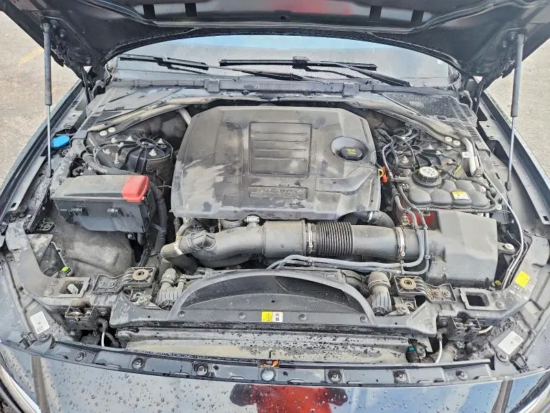 2021 JAGUAR XF R-DYNAMIC SE  