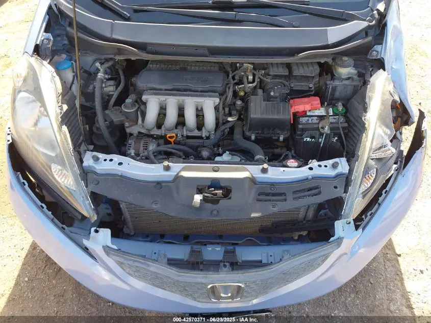 2010 HONDA FIT  