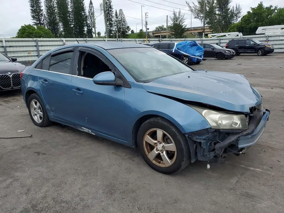 2012 CHEVROLET CRUZE LT  