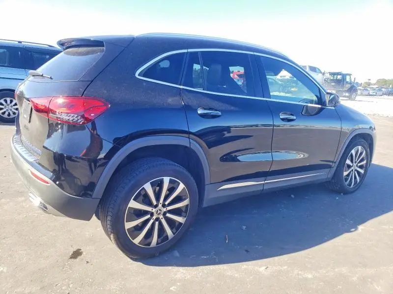 2021 MERCEDES-BENZ GLA 250  