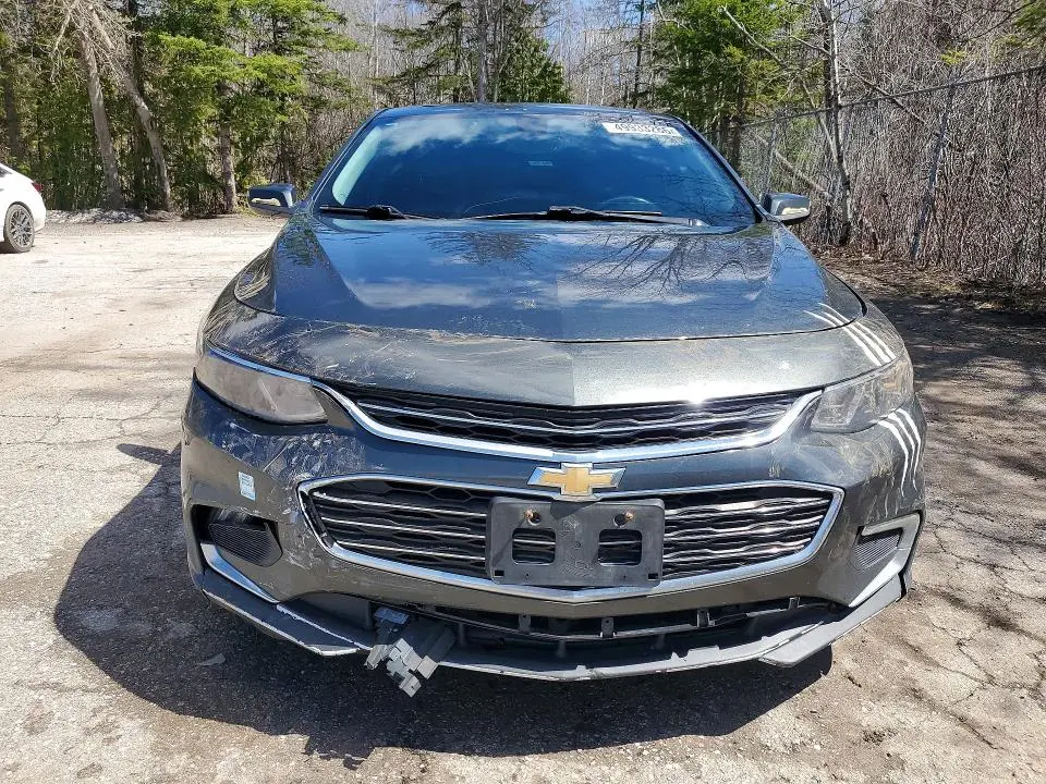 2017 CHEVROLET MALIBU LT  