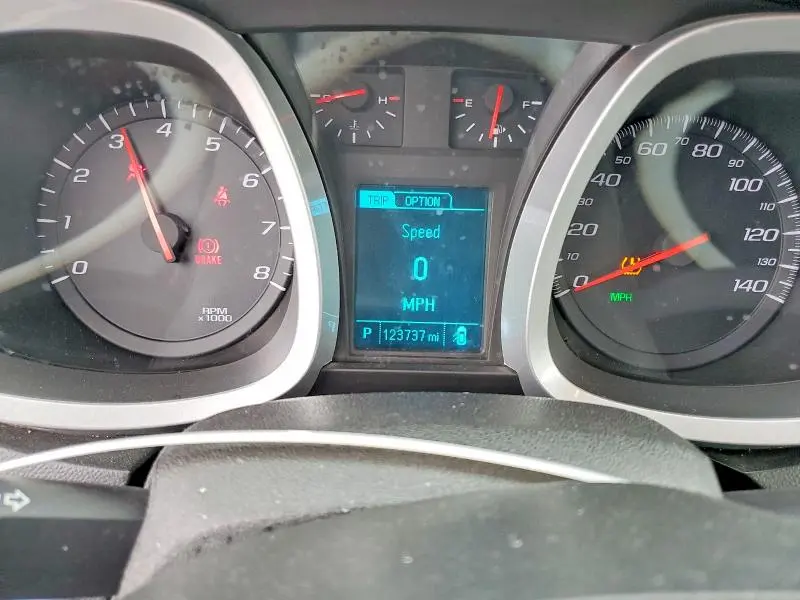 2017 CHEVROLET EQUINOX LT  