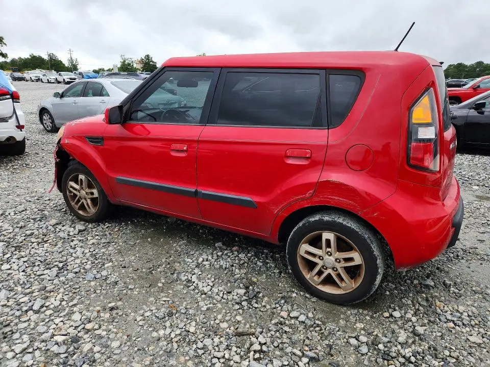 2010 KIA SOUL +  