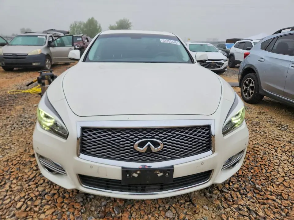 2019 INFINITI Q70 3.7 LUXE  