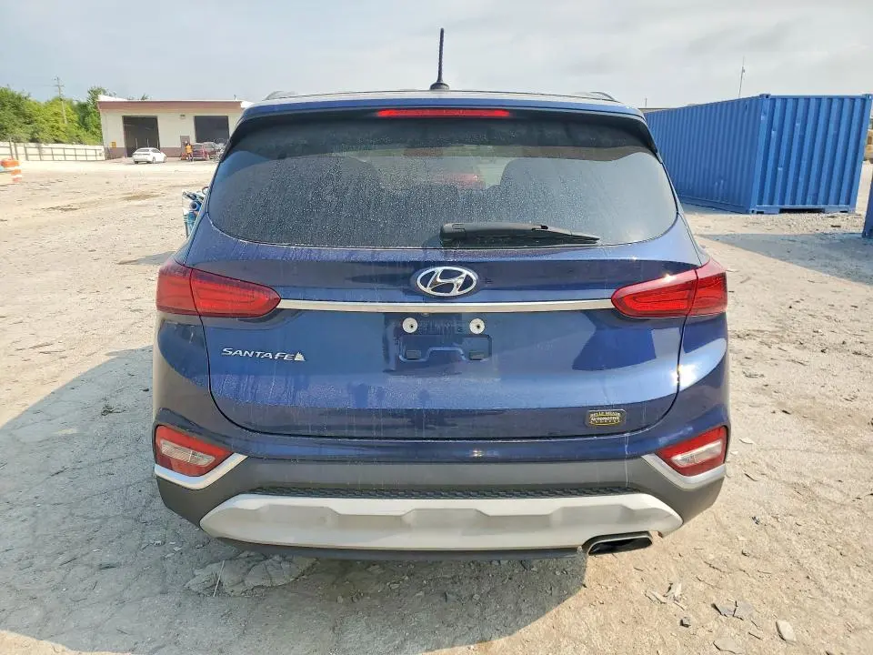 2019 HYUNDAI SANTA FE SE  