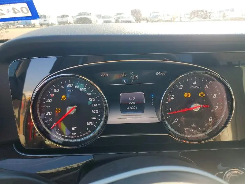 2019 MERCEDES-BENZ E 300  