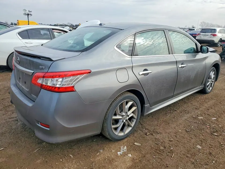 2015 NISSAN SENTRA SR  