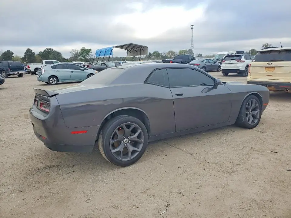 2019 DODGE CHALLENGER SXT  
