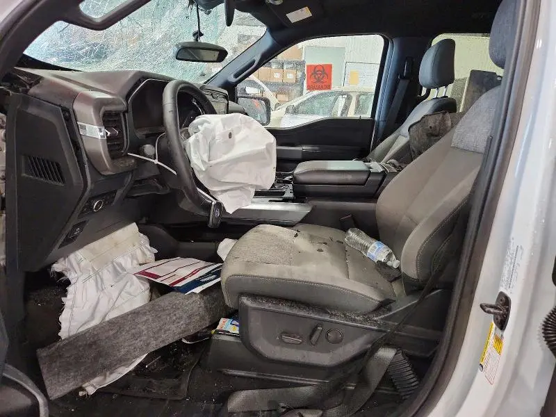 2025 FORD F150 XLT  