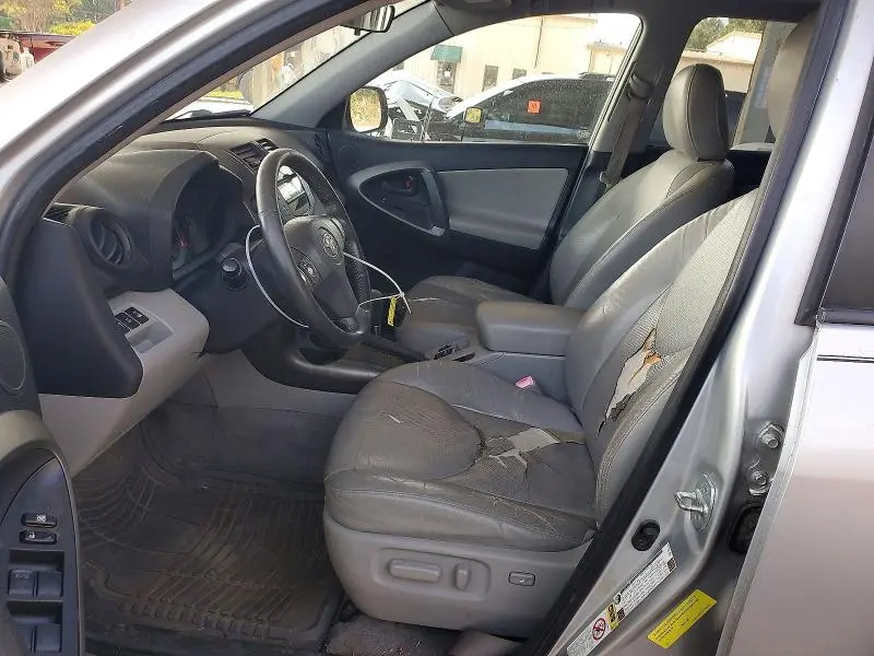 2010 TOYOTA RAV4 LIMITED  