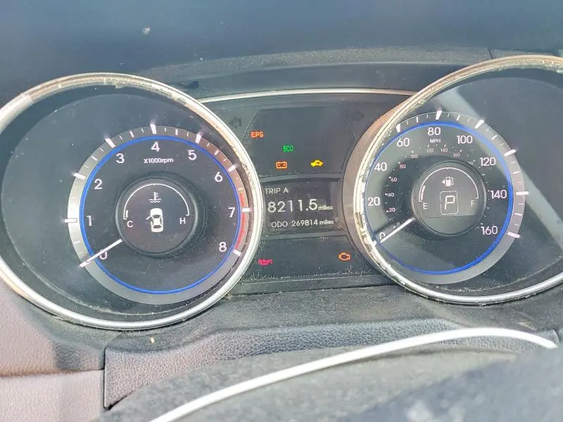 2011 HYUNDAI SONATA SE  