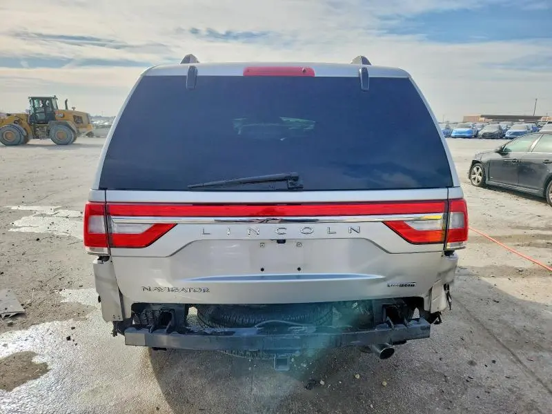 2016 LINCOLN NAVIGATOR RESERVE  