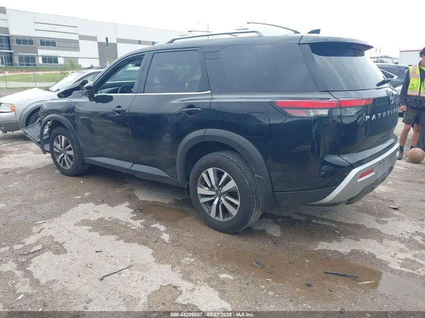 2024 NISSAN PATHFINDER SL FWD