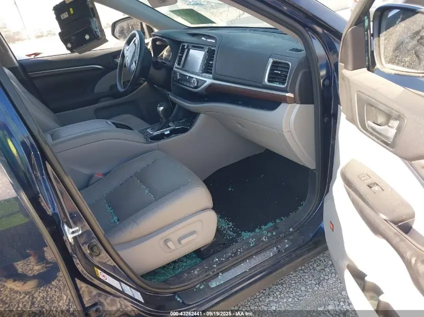 2016 TOYOTA HIGHLANDER HYBRID LIMITED