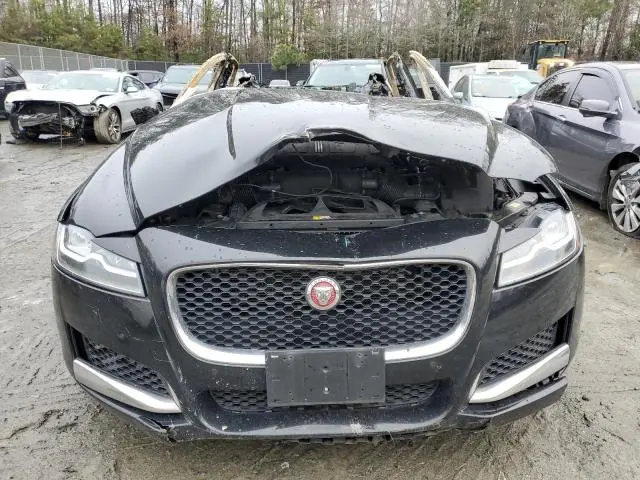 2016 JAGUAR XF PRESTIGE