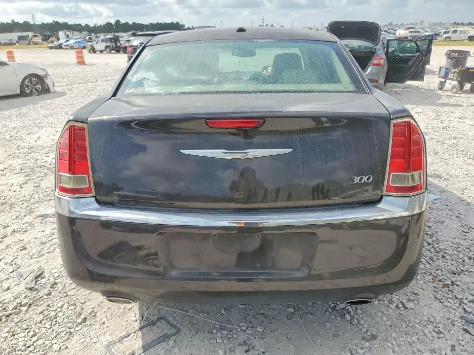 2013 CHRYSLER 300   