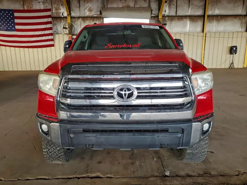 2016 TOYOTA TUNDRA CREWMAX SR5  