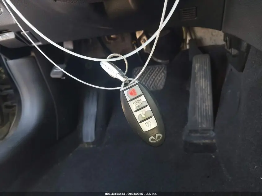 2010 INFINITI G37 JOURNEY