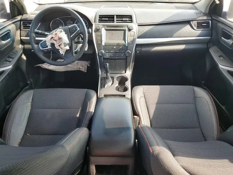 2017 TOYOTA CAMRY SE  
