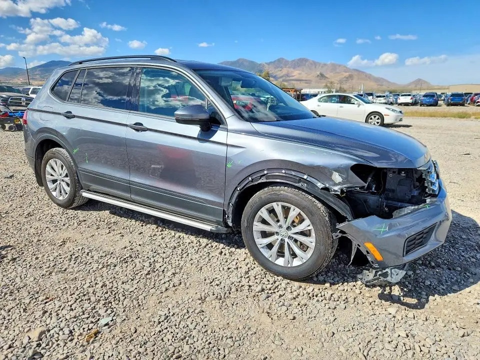 2018 VOLKSWAGEN TIGUAN S  