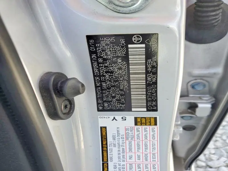 2016 TOYOTA PRIUS TWO  