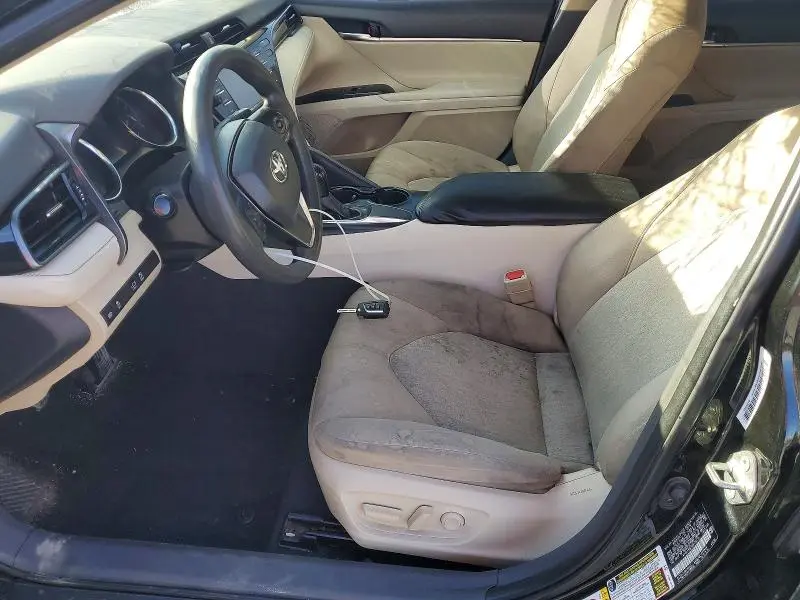 2019 TOYOTA CAMRY LE  