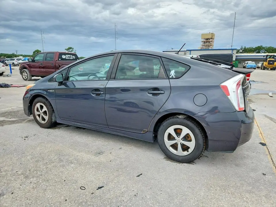 2014 TOYOTA PRIUS TWO  