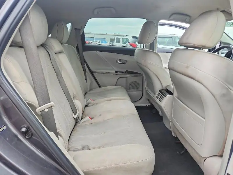 2013 TOYOTA VENZA LE  