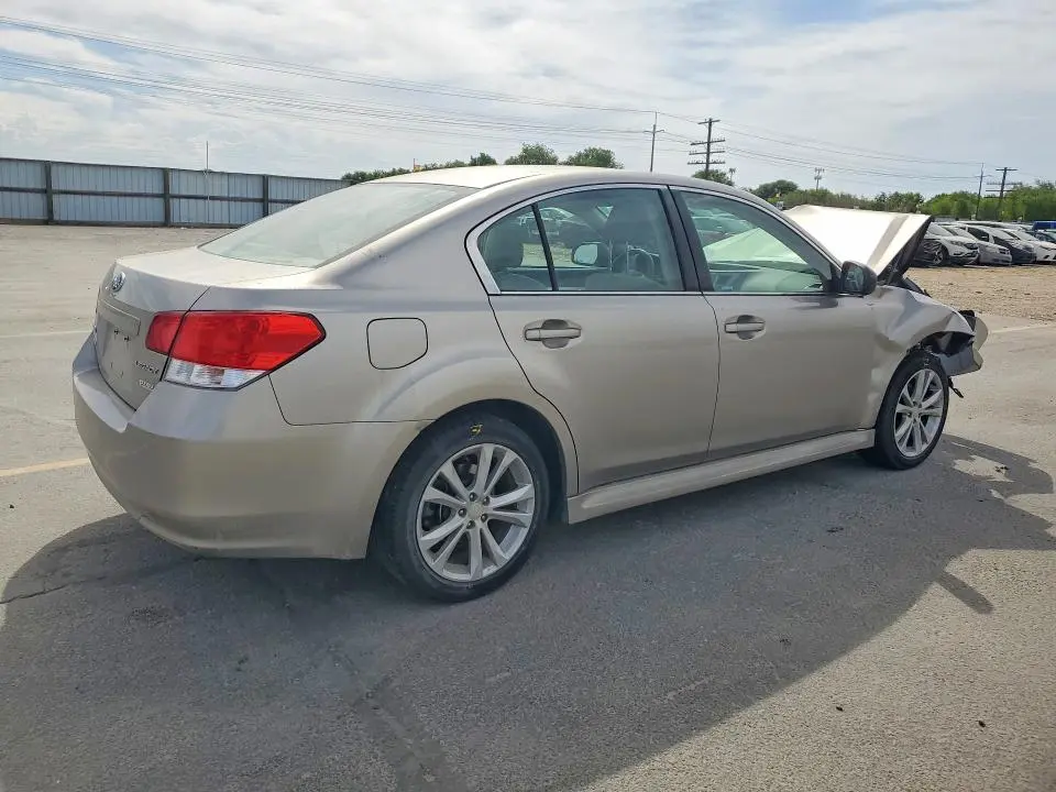 2014 SUBARU LEGACY   