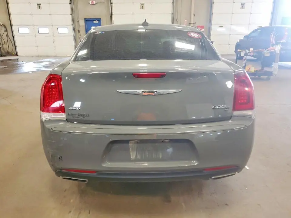 2017 CHRYSLER 300 S  
