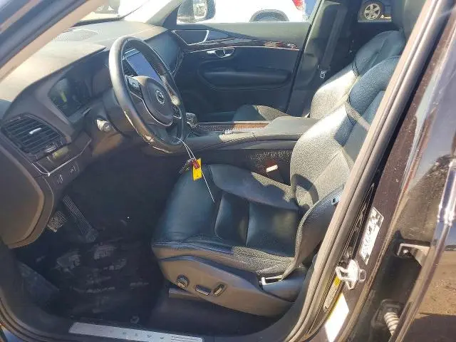 2016 VOLVO XC90 T6  