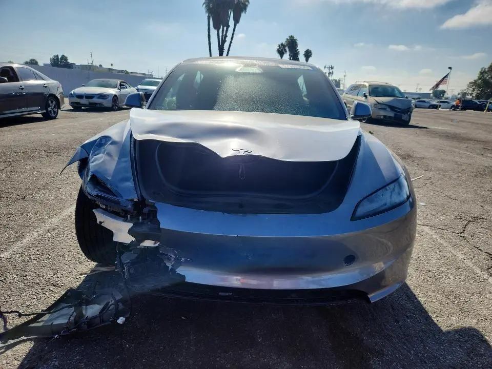2025 TESLA MODEL 3   