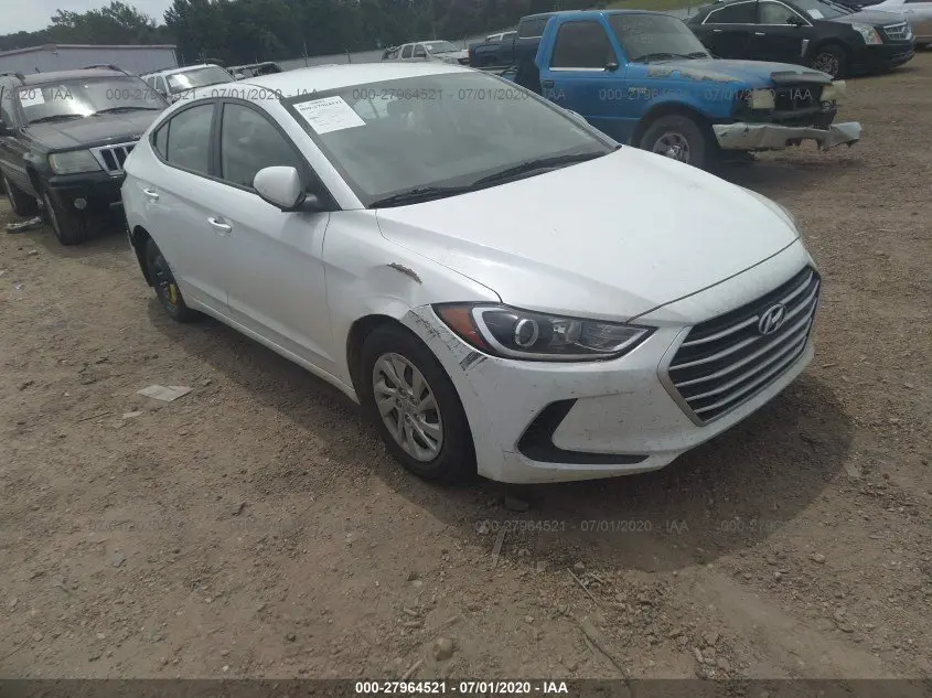 2018 HYUNDAI ELANTRA SE