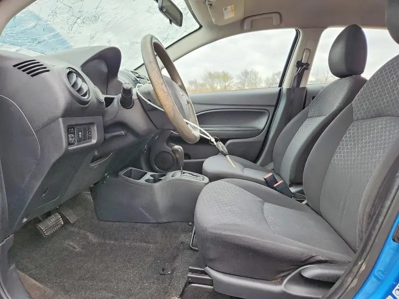 2015 MITSUBISHI MIRAGE DE  