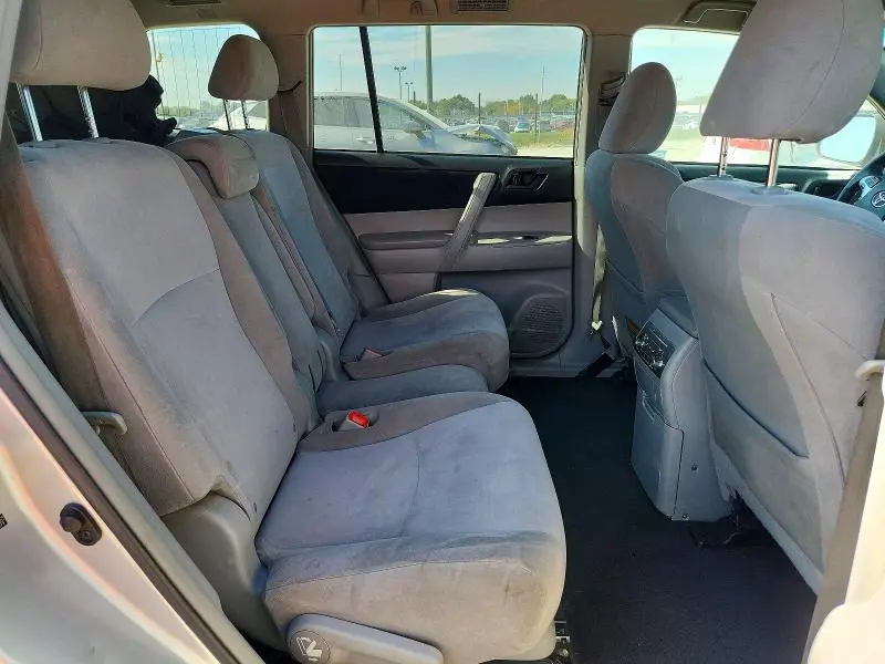 2013 TOYOTA HIGHLANDER BASE  