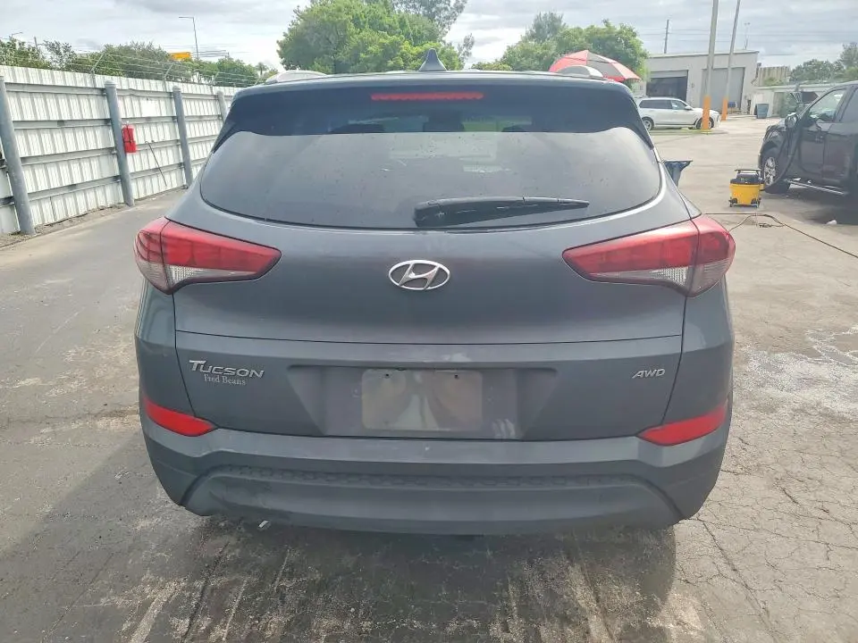 2018 HYUNDAI TUCSON SEL  